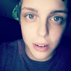 Meet your Posher, Eli